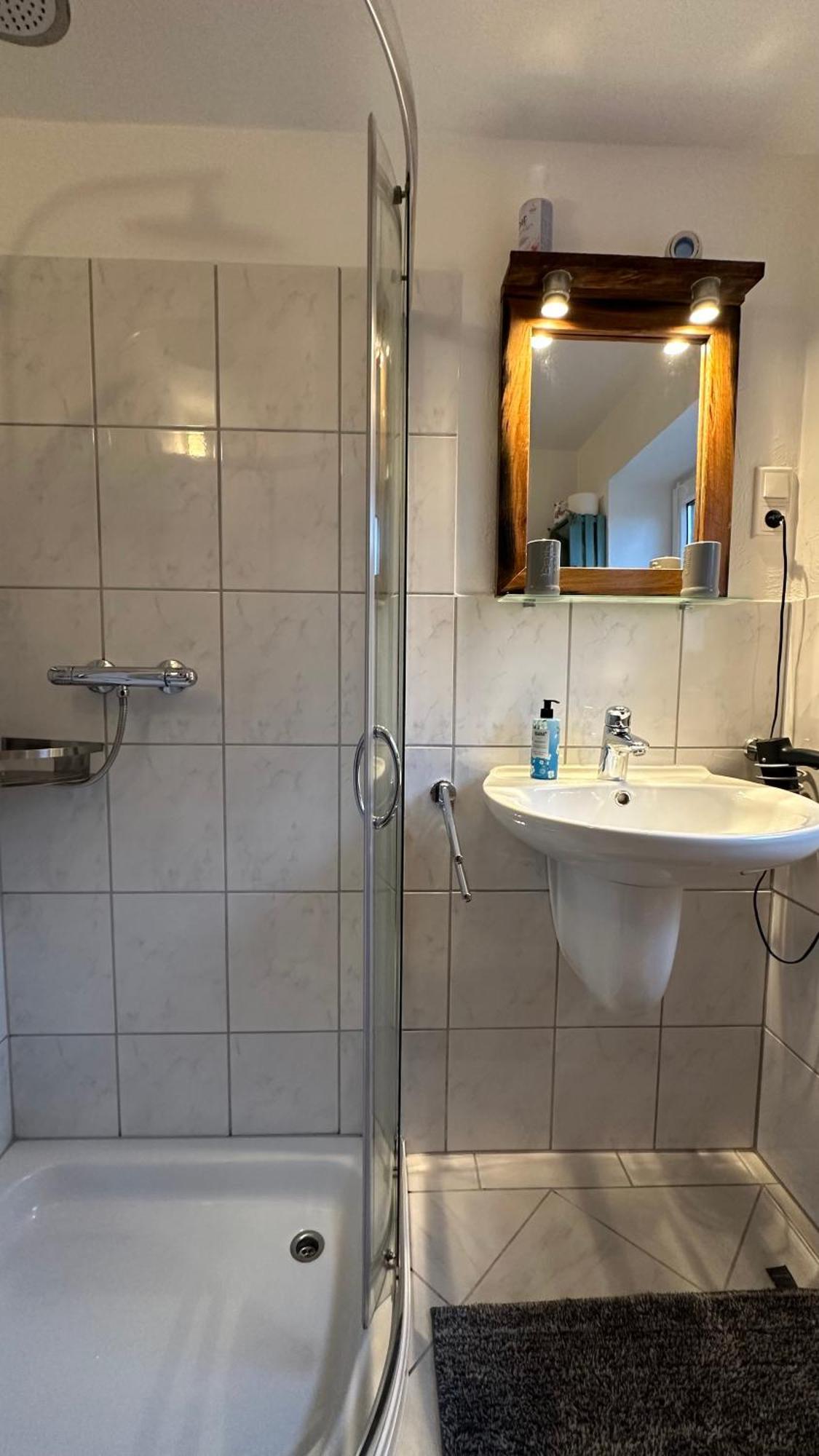 Aktiv-Ferienwohnung "Snow & Bike"- Zentral Zwischen Winterberg Und Willingen Ngoại thất bức ảnh